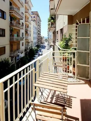 Tek Büyük Yataklı Oda, Balkon, Deniz Manzaralı