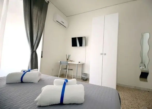 Üç Kişilik Oda, Küvet, Deniz Manzaralı