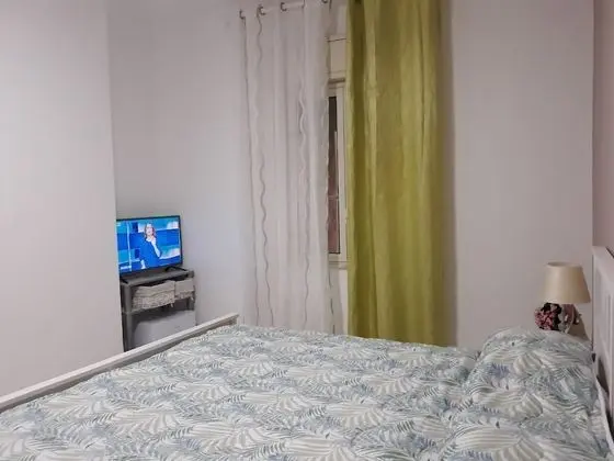 Economy Tek Büyük Yataklı Oda