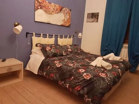 Üç Kişilik Oda (Blu)