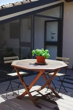 Basic Oda, 1 Büyük (Queen) Boy Yatak