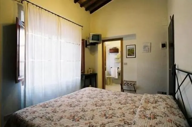 Tek Büyük Yataklı Oda, 1 Büyük (Queen) Boy Yatak, Sigara İçilmez