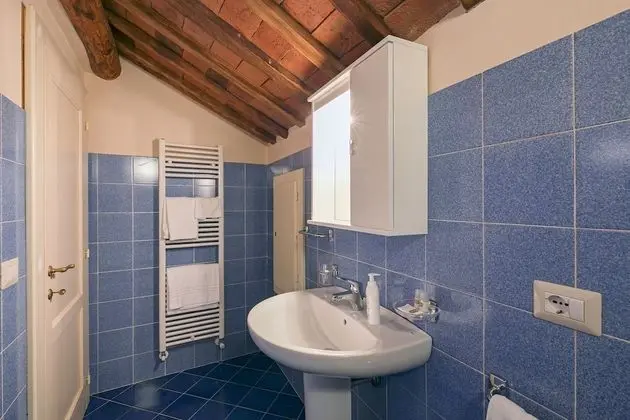 Tek Kişilik Oda, 1 Tek Kişilik Yatak, Şehir Manzaralı, Kule