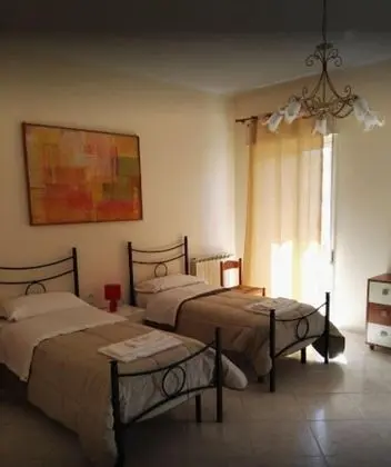 Tek Büyük veya İki Ayrı Yataklı Oda