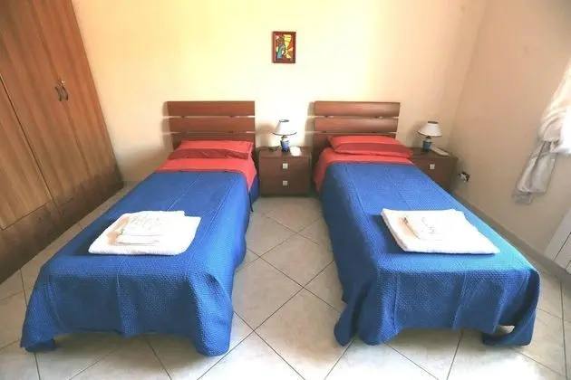 Tek Büyük veya İki Ayrı Yataklı Oda, Özel Banyo (External)