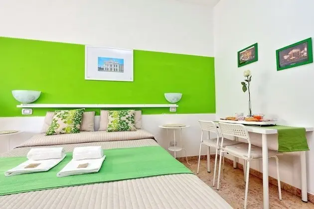 Classic Tek Büyük Yataklı Oda, Ortak Banyo