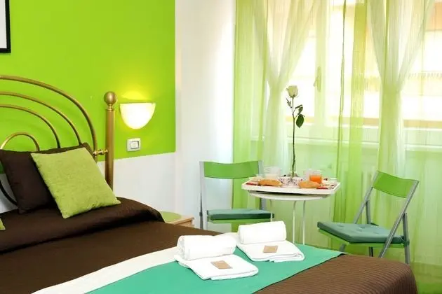 Standard Tek Büyük Yataklı Oda, Ortak Banyo