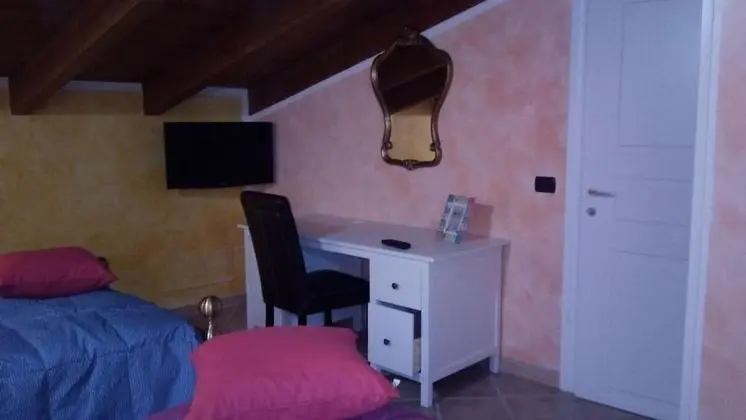 Economy İki Ayrı Yataklı Oda, Ortak Banyo