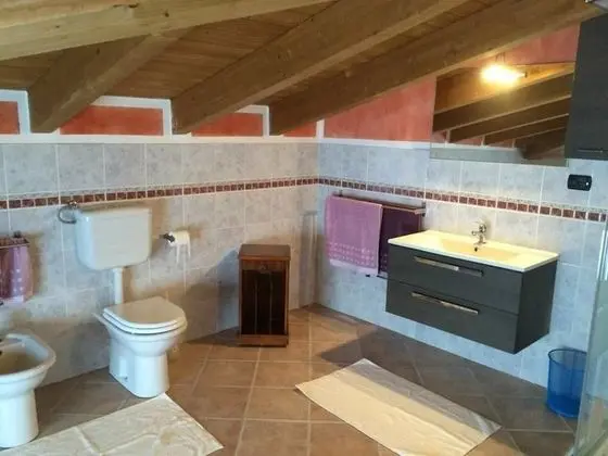 Economy İki Ayrı Yataklı Oda, Ortak Banyo