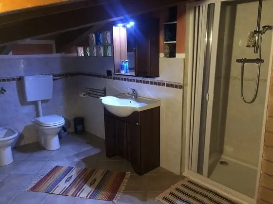 Economy İki Ayrı Yataklı Oda, Ortak Banyo