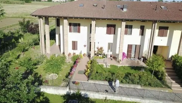 Tek Büyük Yataklı Oda, Banyolu/Duşlu