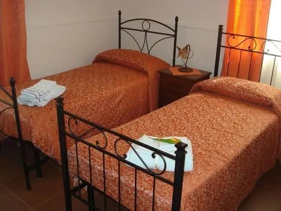 Tek Büyük veya İki Ayrı Yataklı Oda, Özel Banyo