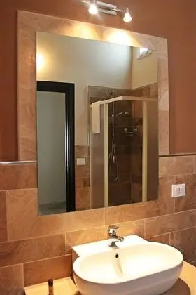 Tek Büyük Yataklı Oda, Balkon