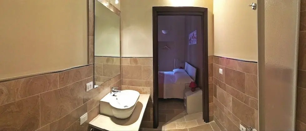 Tek Büyük Yataklı Oda, Balkon