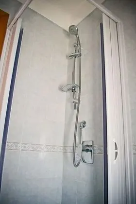 Oda, 2 Tek Kişilik Yatak