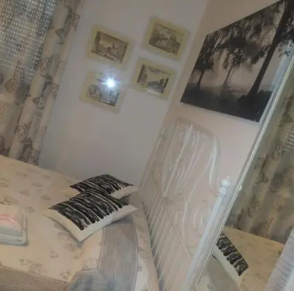 Standard Tek Büyük Yataklı Oda, Ortak Banyo