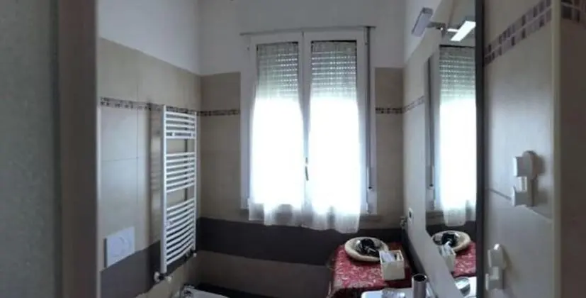 Standard Tek Büyük Yataklı Oda, Ortak Banyo