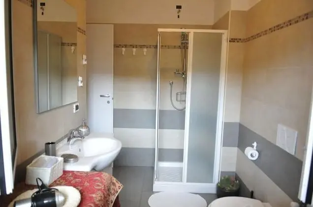 Standard Tek Büyük Yataklı Oda, Ortak Banyo