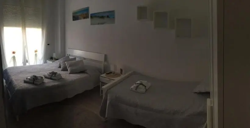 Üç Kişilik Oda, Ortak Banyo