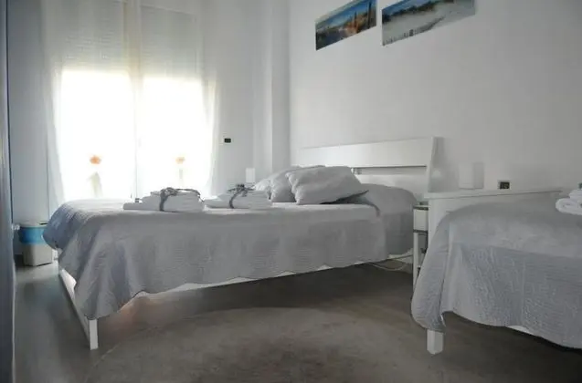 Üç Kişilik Oda, Ortak Banyo