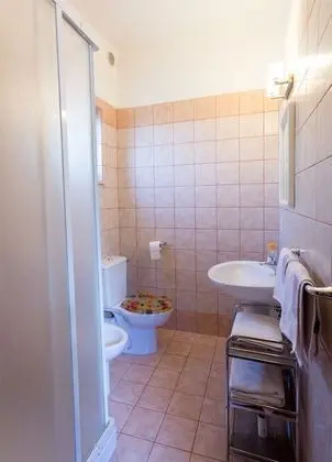 Standard Tek Büyük veya İki Ayrı Yataklı Oda, Özel Banyo, Park Manzaralı