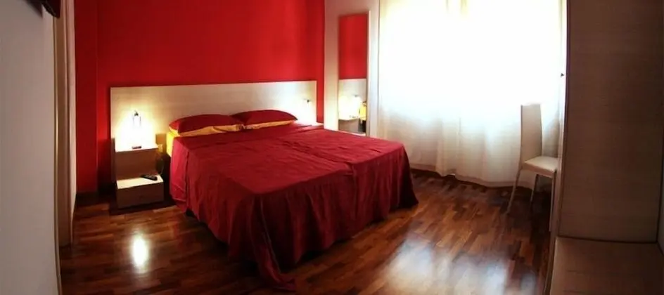 Tek Büyük veya İki Ayrı Yataklı Oda