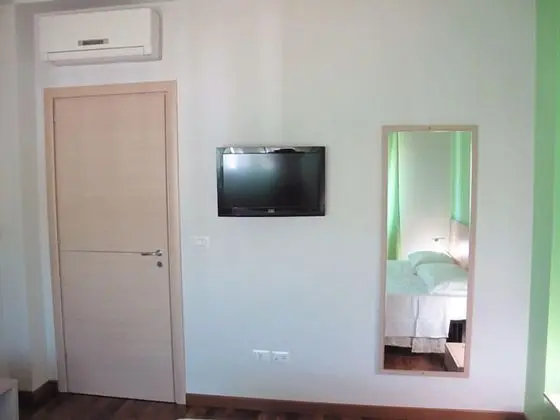 Tek Büyük veya İki Ayrı Yataklı Oda, Özel Banyo (External)