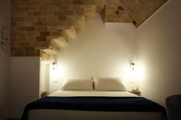 Basic Tek Büyük Yataklı Oda