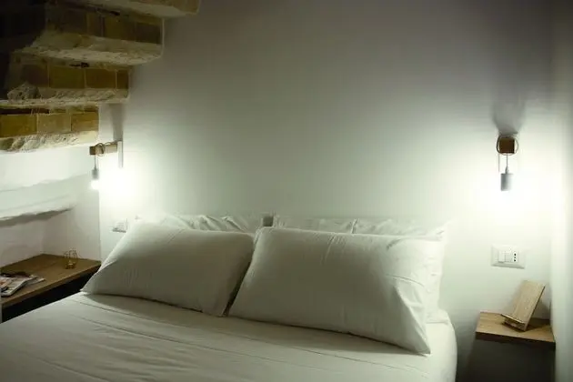 Basic Tek Büyük Yataklı Oda