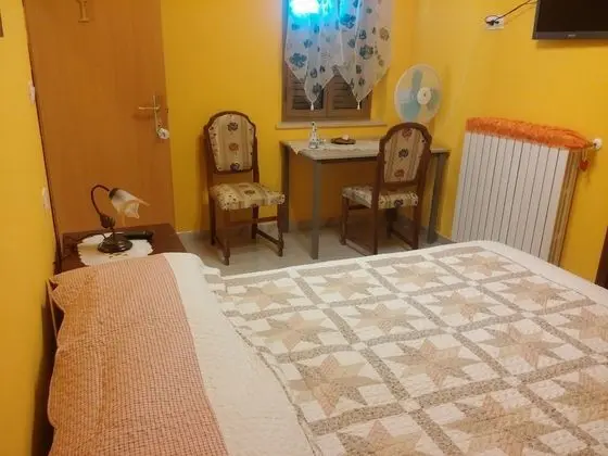 Tek Büyük Yataklı Oda