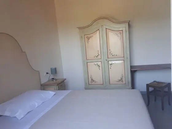 Deluxe Büyük Yataklı Tek Kişilik Oda, 1 Çift Kişilik Yatak, Veranda, Bahçe Manzaralı