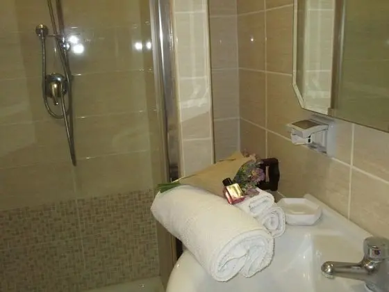 Üç Kişilik Oda, Balkon