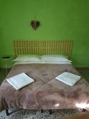 Tek Büyük Yataklı Oda, Ortak Banyo