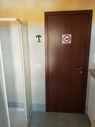 Tek Büyük Yataklı Oda, Ortak Banyo