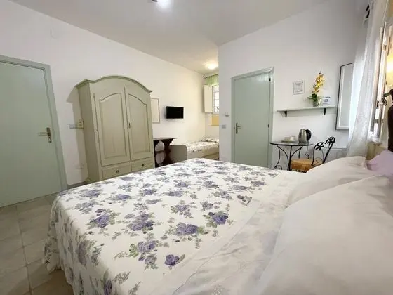 Classic Üç Kişilik Oda