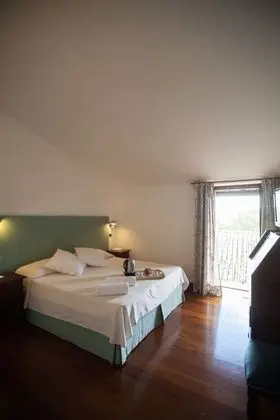 Standard Oda, 1 En Büyük (King) Boy Yatak (Azzurro)