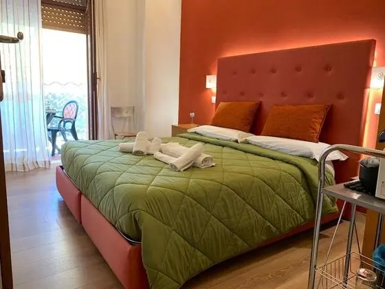 Tek Büyük veya İki Ayrı Yataklı Oda