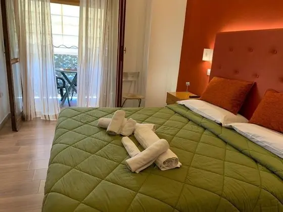 Tek Büyük veya İki Ayrı Yataklı Oda