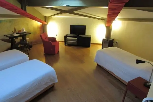 Comfort Üç Kişilik Oda (In Aereo)