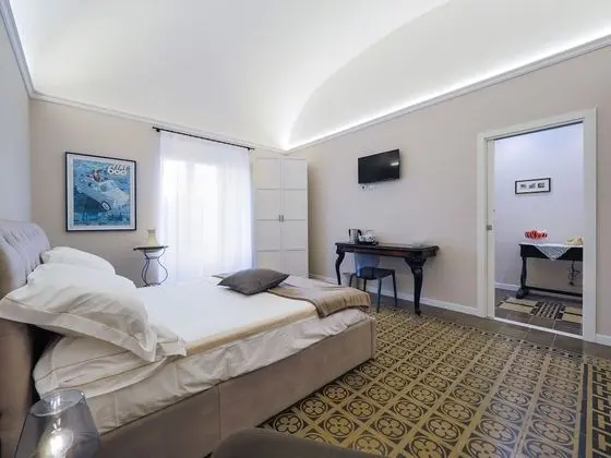 Tek Büyük Yataklı Oda (Aci )