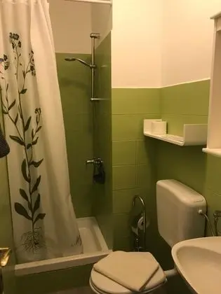 Tek Büyük veya İki Ayrı Yataklı Oda