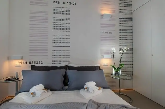 Classic Tek Büyük Yataklı Oda