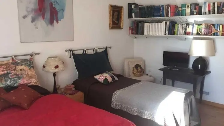 Üç Kişilik Oda