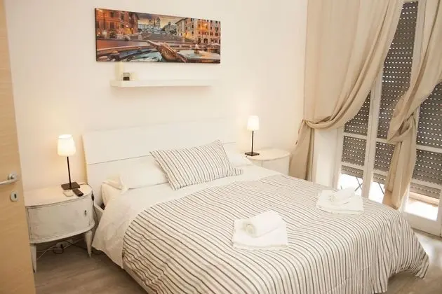 Tek Büyük Yataklı Oda, Balkon