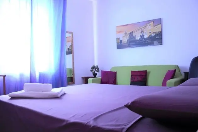 Comfort Tek Büyük Yataklı Oda, Birden Çok Yatak, Ortak Banyo, Bahçe Manzaralı