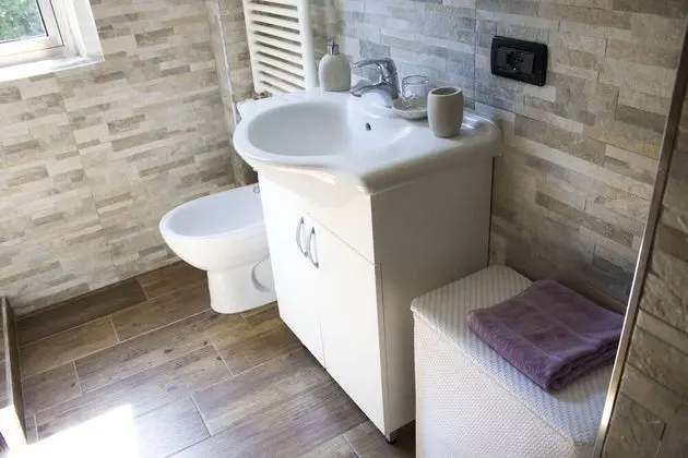 Comfort Tek Büyük Yataklı Oda, Birden Çok Yatak, Ortak Banyo, Bahçe Manzaralı