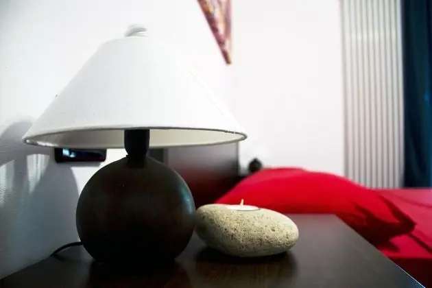 Deluxe Tek Büyük Yataklı Oda, 1 Büyük (Queen) Boy Yatak, Ortak Banyo, Bahçe Manzaralı