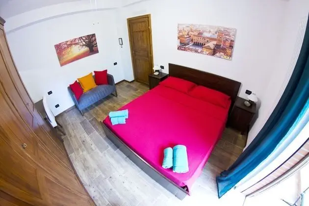 Deluxe Tek Büyük Yataklı Oda, 1 Büyük (Queen) Boy Yatak, Ortak Banyo, Bahçe Manzaralı