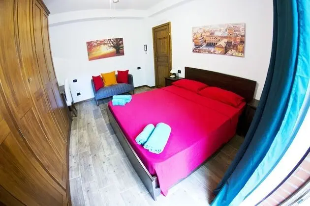 Deluxe Tek Büyük Yataklı Oda, 1 Büyük (Queen) Boy Yatak, Ortak Banyo, Bahçe Manzaralı