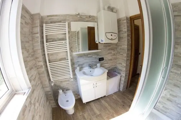 Deluxe Tek Büyük Yataklı Oda, 1 Büyük (Queen) Boy Yatak, Ortak Banyo, Bahçe Manzaralı